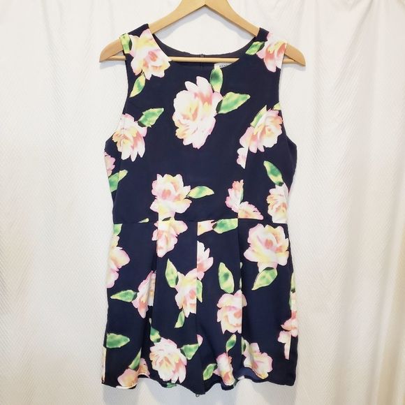 MONTEAU SHORT ROMPER FLORAL SIZE L - Picture 1 of 5